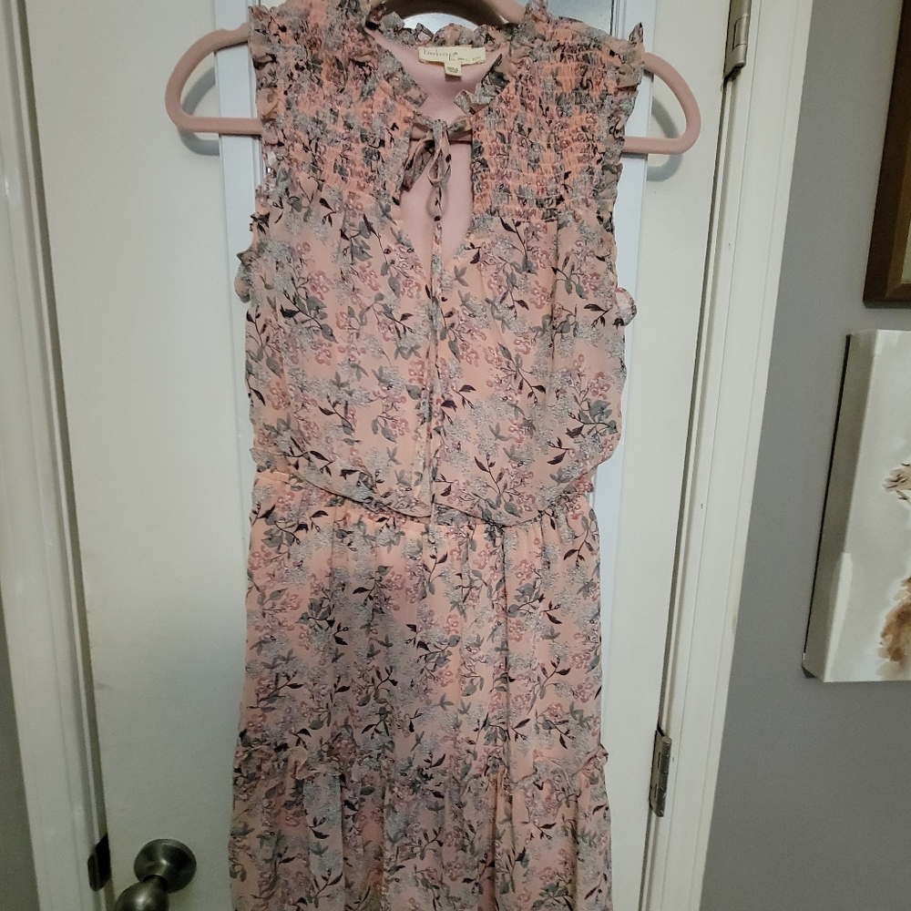 Bebop small dress super cute and flirty.  No flaws